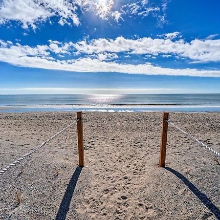 Oak Island Beachfront Condo With Community Pool 外观 照片