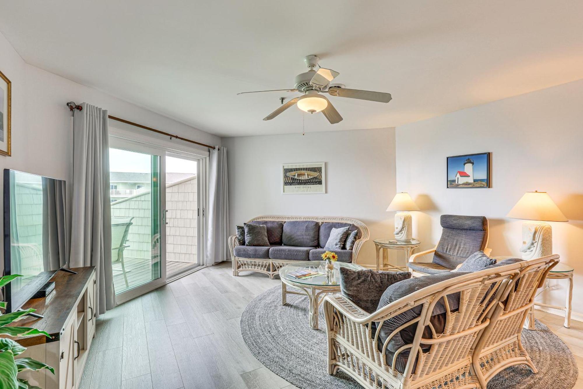 Oak Island Beachfront Condo With Community Pool 外观 照片